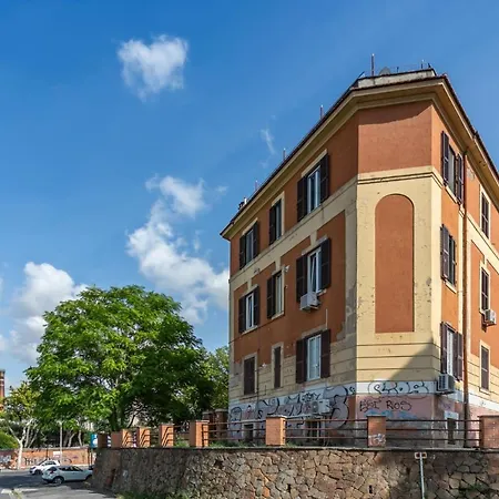 Daire Aliceci San Camillo By Rentbeat
